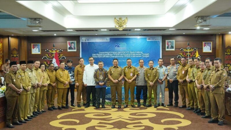 Bupati Mura Heriyus Hadiri Peluncuran Aplikasi E-Pahari dan Rakor TP2DD Kalteng