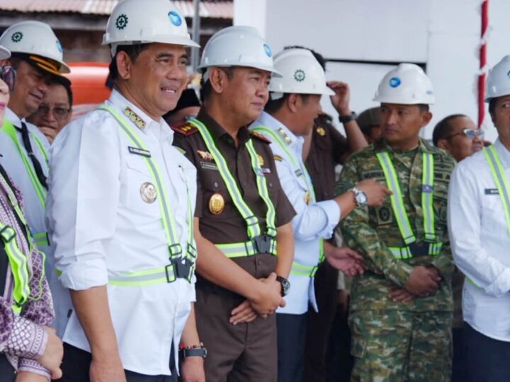 Bupati Barito Utara Lakukan Groundbreaking Ceremony Proyek Penataan Kawasan Kumuh di Kelurahan Lanjas