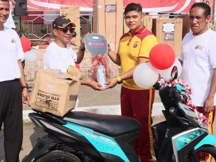 Jalan Santai Meriahkan Peringatan Hari Bhayangkara ke-80